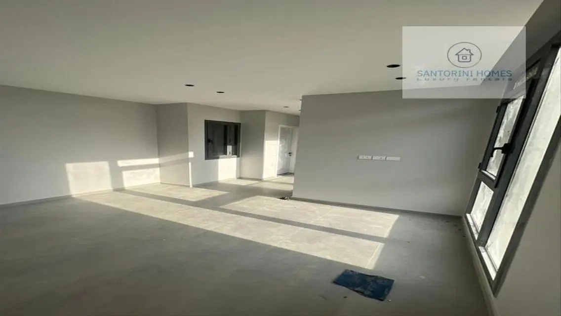 Luxury Apartment for Rent in Santorini
