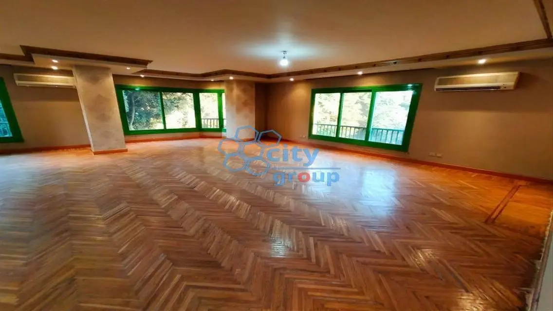 Stunning 350 sqm Apartment in City with Premium Amenities