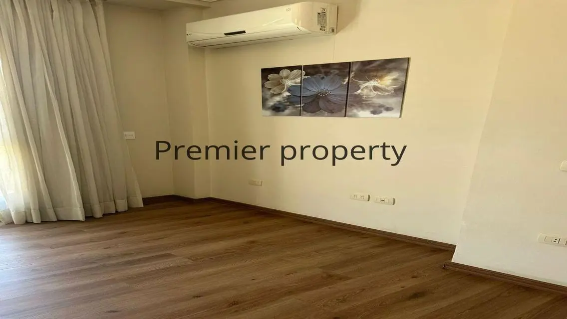 Luxurious Apartment for Sale with Spacious Layout
