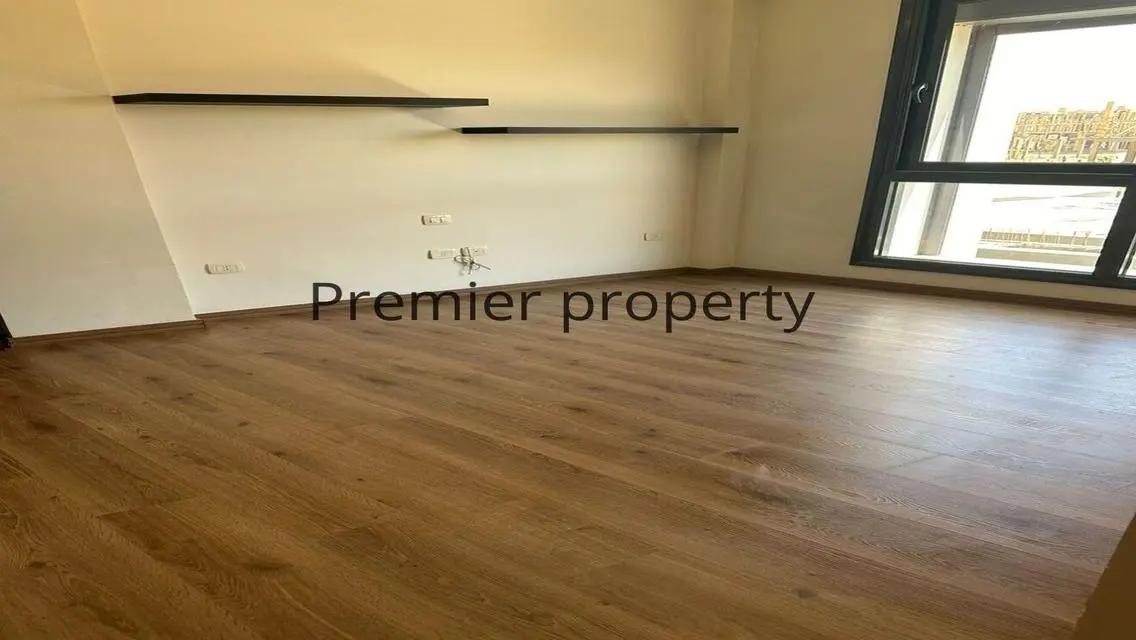 Luxurious Apartment for Sale with Spacious Layout