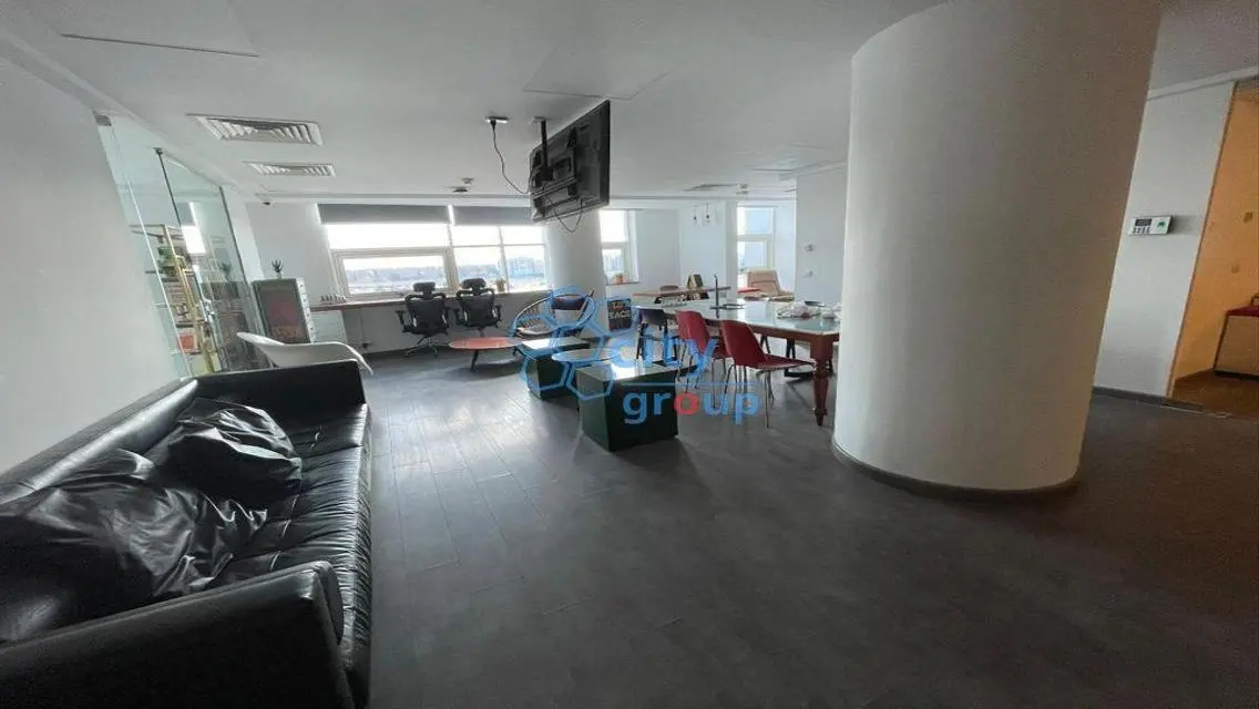 Exceptional 450 sqm Property for Sale