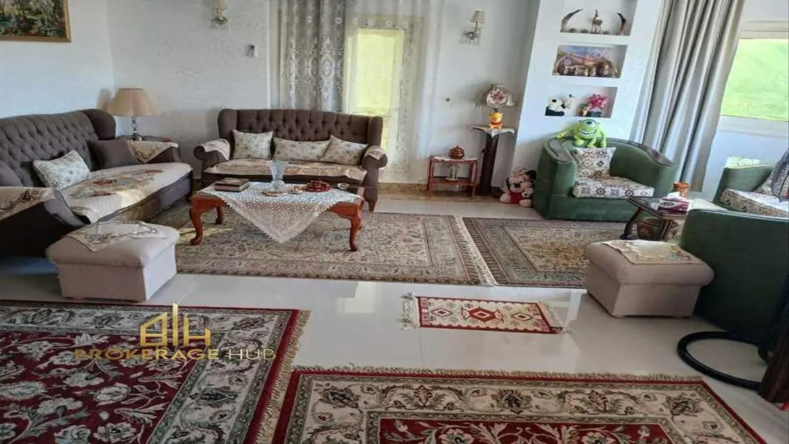 شقة للبيع بمساحة 220 متر مربع في كايرم