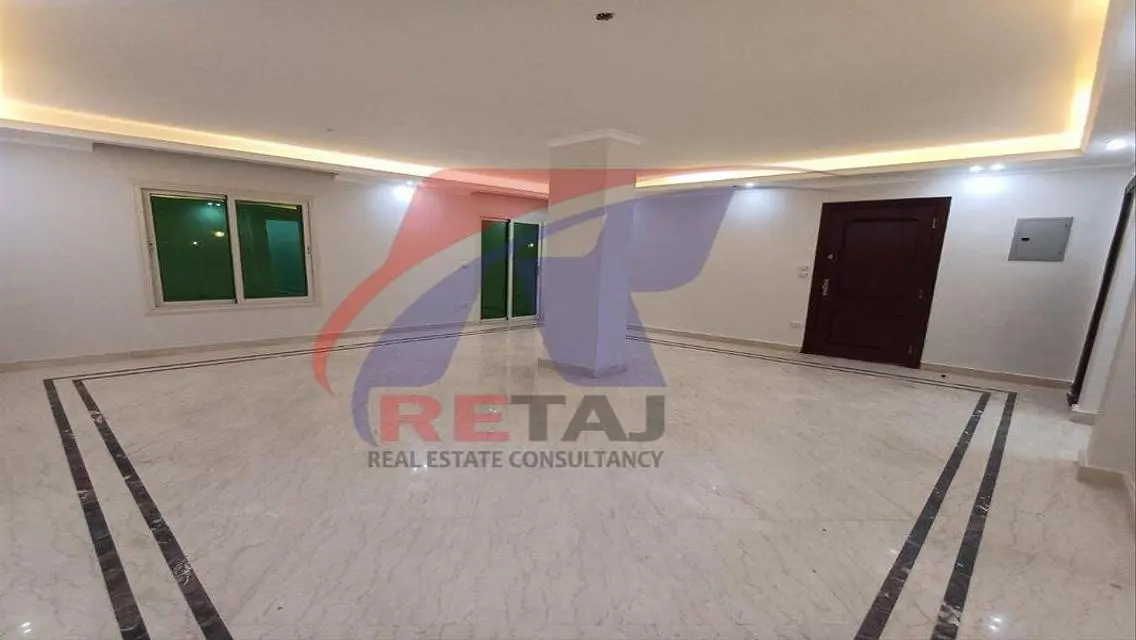 Luxury Apartment for Sale in Marv 335