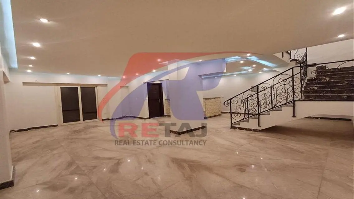 Luxury Apartment for Sale in Marv 335