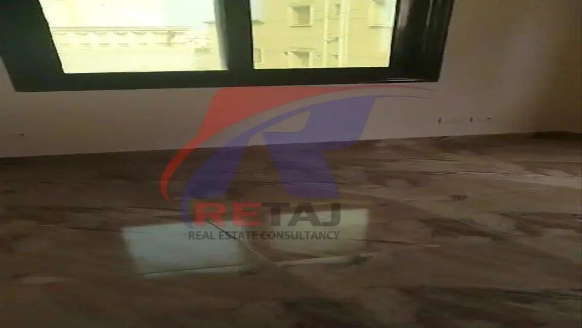 شقة فاخرة للإيجار بمساحة 200 متر في قلب المدينة