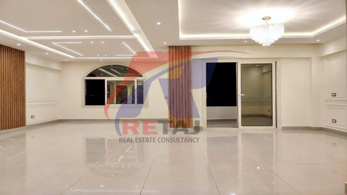 Luxury Apartment with Modern Design in a Prime Location