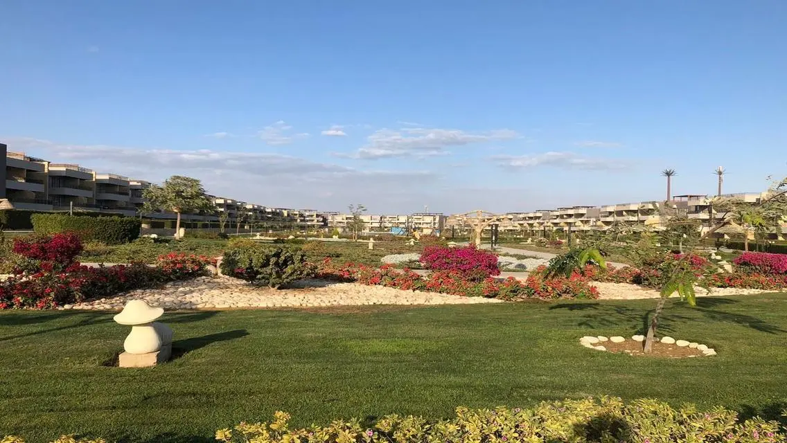 Luxury Apartment Overlooking Lakes for 2,800,000 EGP