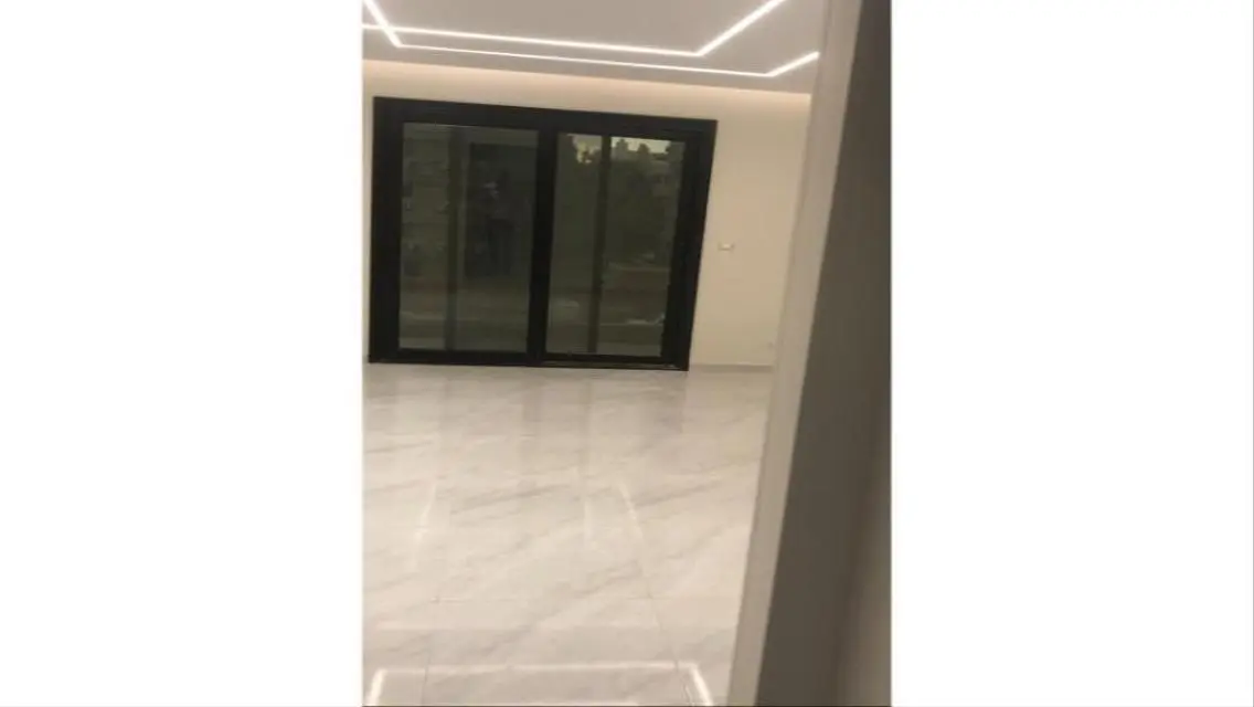 شقة فاخرة للبيع في قلب المدينة