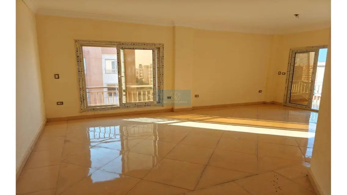 Stunning 160 sqm Apartment in the City Center