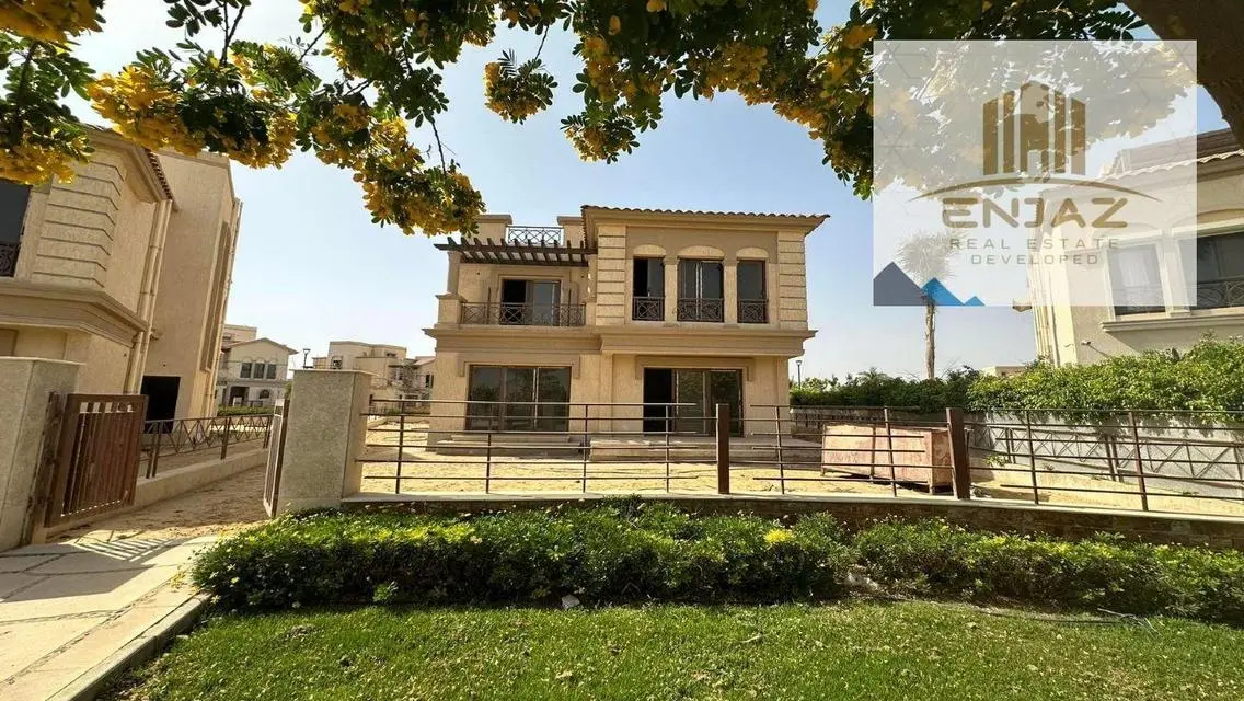 Luxurious Villa with Maid Room and Private Pool