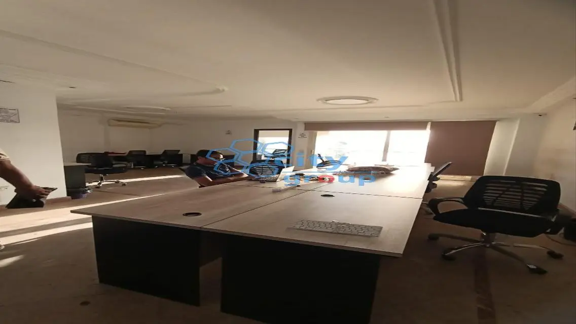 Investment Opportunity: 350 sqm Office in the Heart of the City