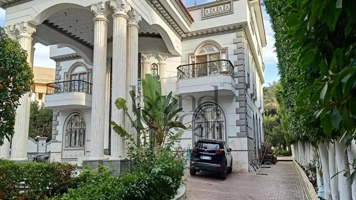 Luxury Apartment for Sale - 1300 Square Meters