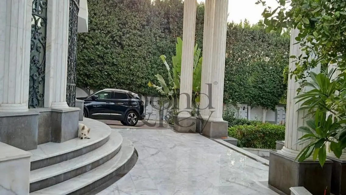 Luxury Apartment for Sale - 1300 Square Meters