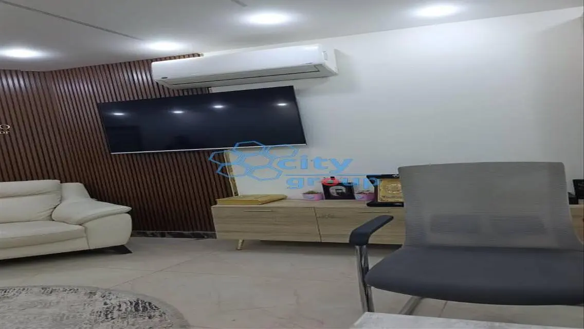240 متر مربع للبيع في مدينة