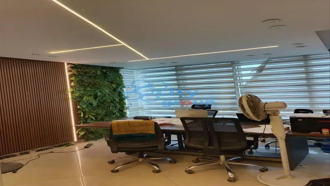 240 متر مربع للبيع في مدينة