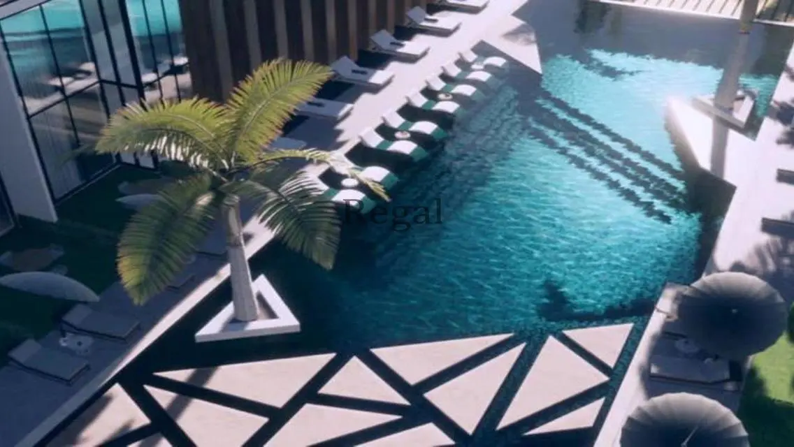 شقة فاخرة مطلة على البحيرات في مجمع سكني راقٍ