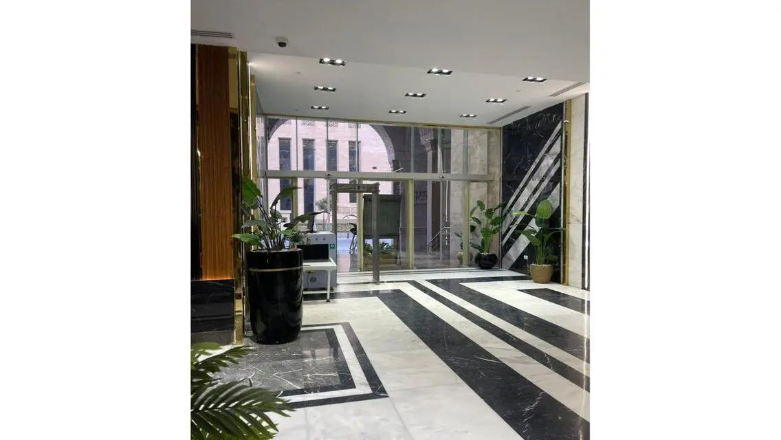 Luxury Apartment with Spacious Area for Sale