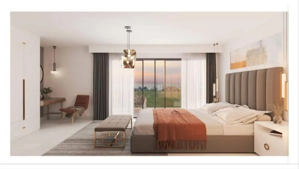 Luxury Apartment with Stunning Lake View