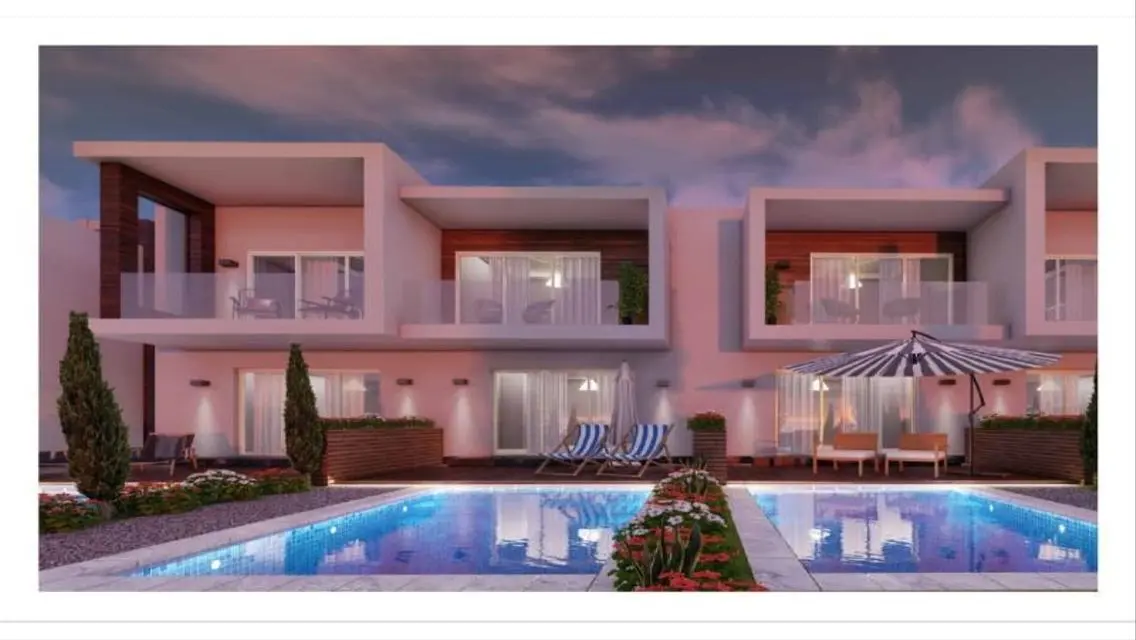 Luxury Apartment with Stunning Lake View