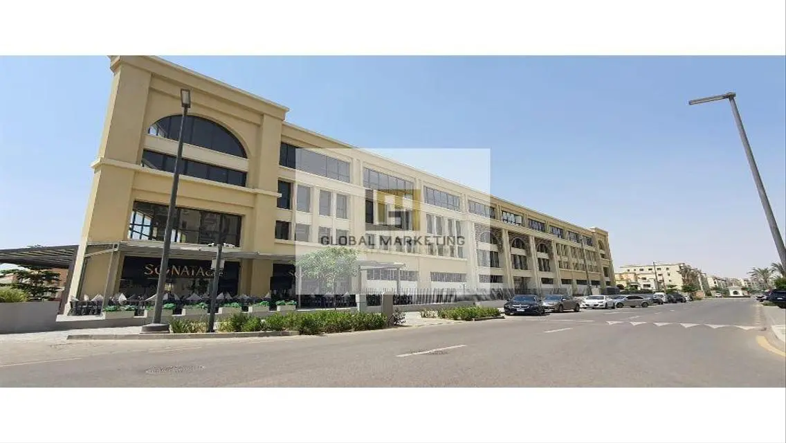 Comprehensive Property with Comfortable Space and Excellent Amenities