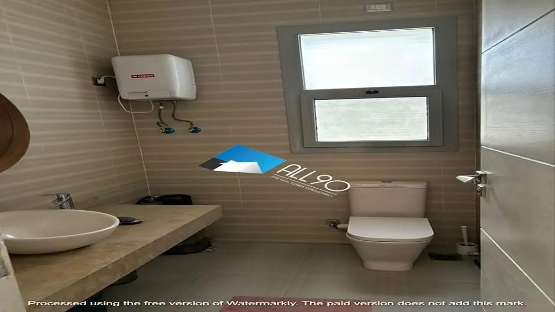 منزل فخم مع حديقة خاصة بحدود 11500 متر