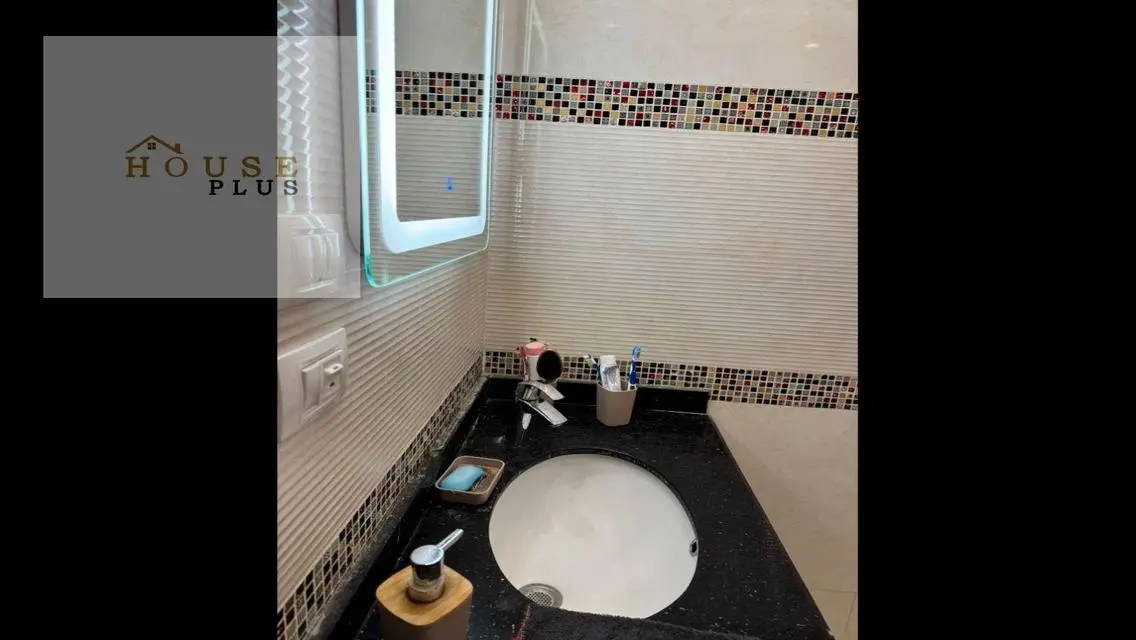 شقة فاخرة مع تكييف مركزي وإطلالة مميزة