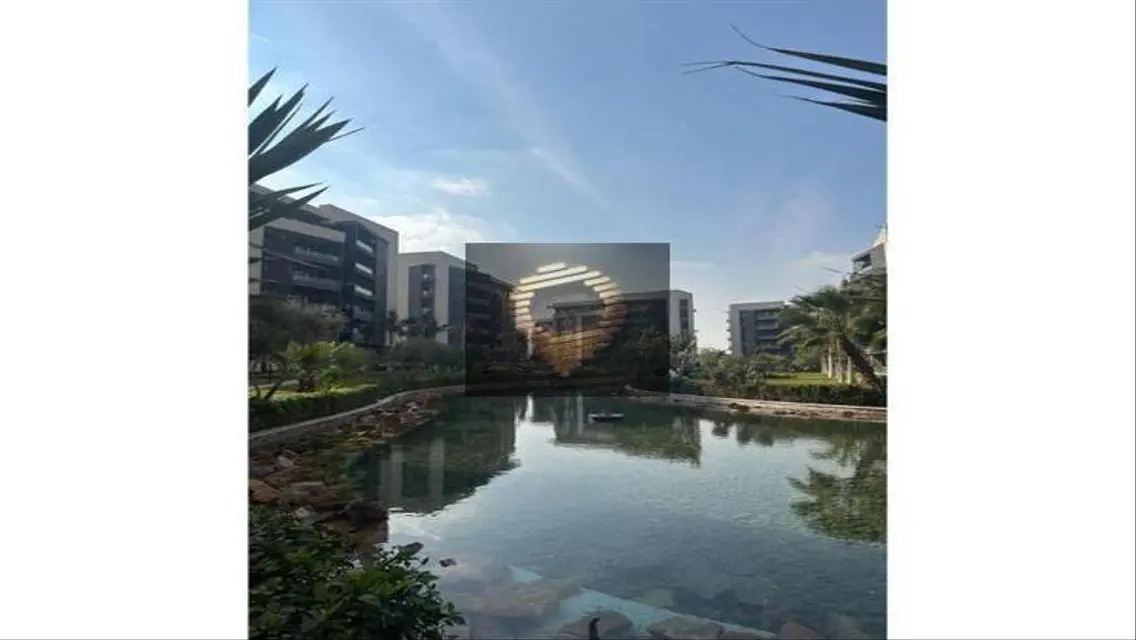 Luxury Villa with Stunning Views and Spacious Design