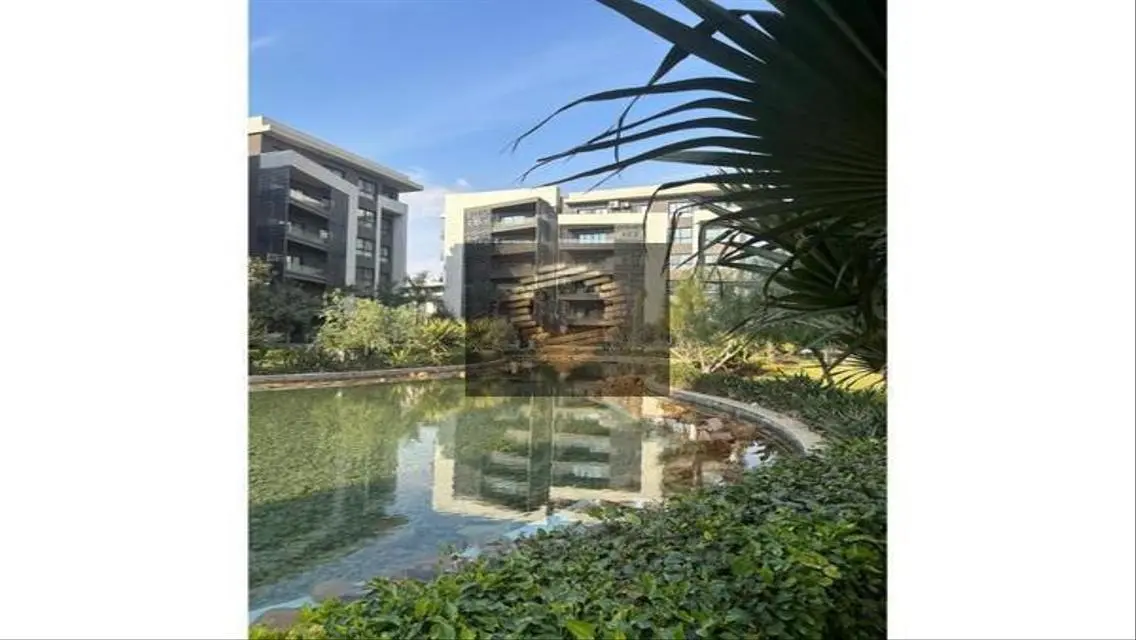 Luxury Villa with Stunning Views and Spacious Design