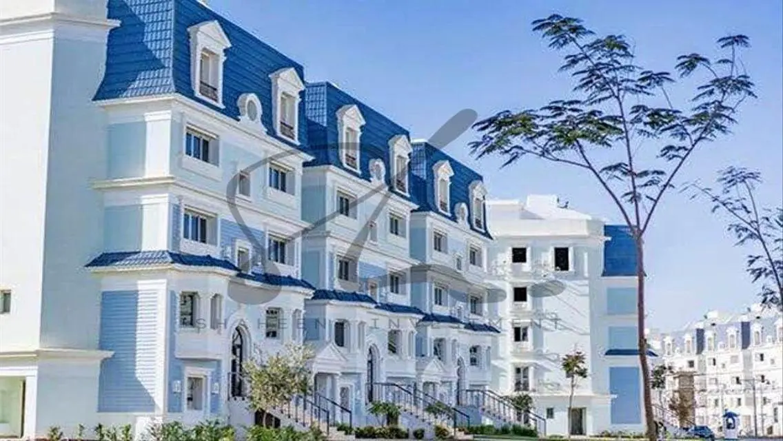 Luxury Apartment with Mountain View in City 34