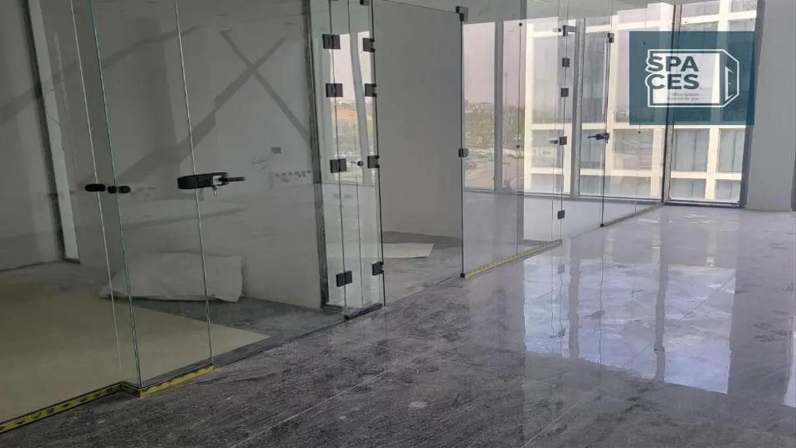 عقار مميز للإيجار مع مرافق ممتازة