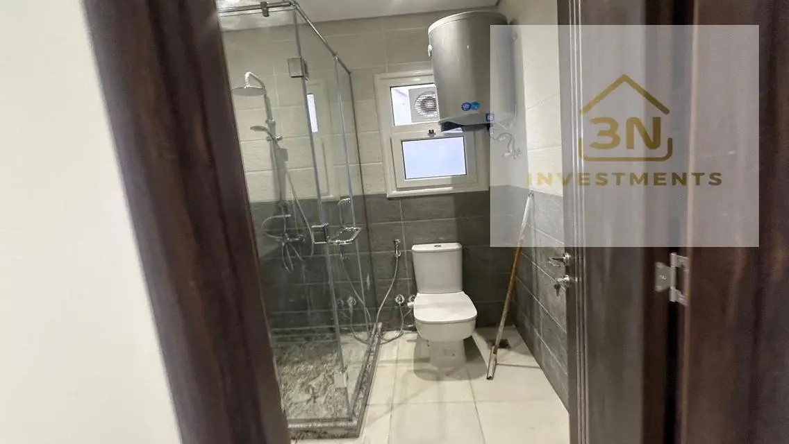 Luxury Apartment with Central Air Conditioning and Shared Pool