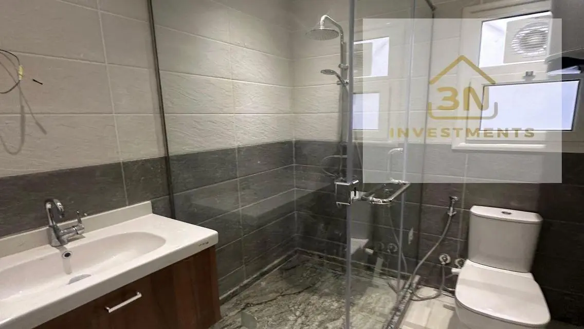 Luxury Apartment with Central Air Conditioning and Shared Pool