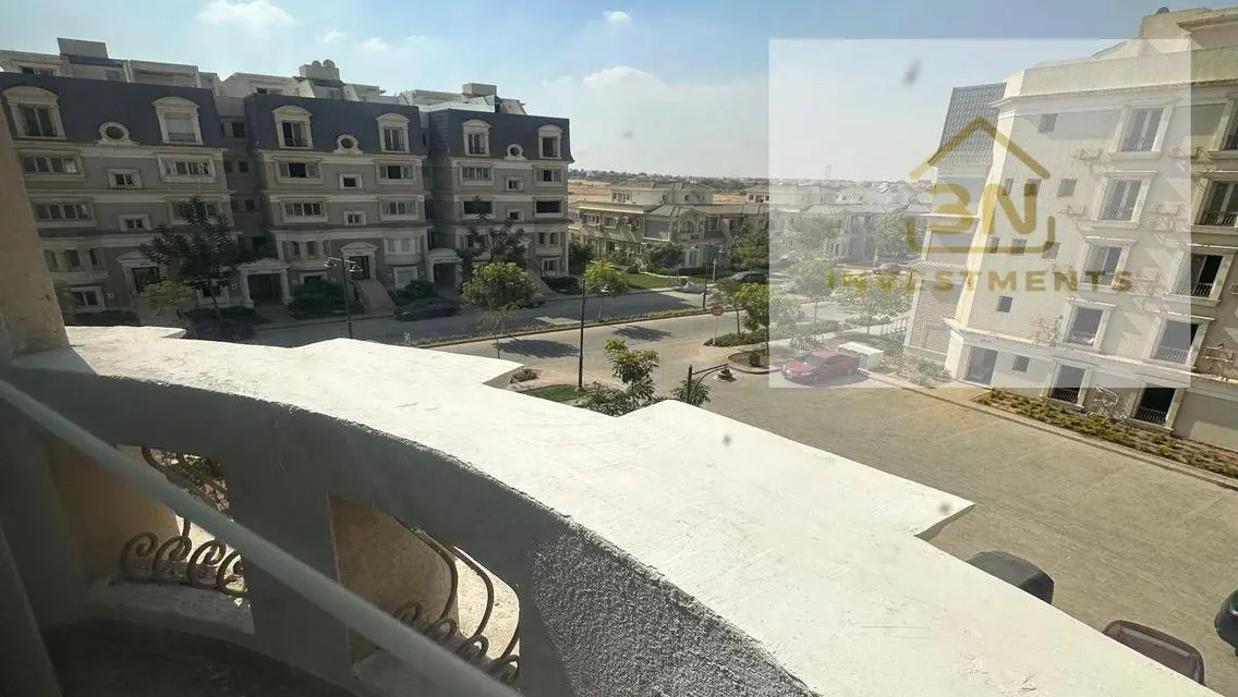 Luxury Apartment with Central Air Conditioning and Shared Pool