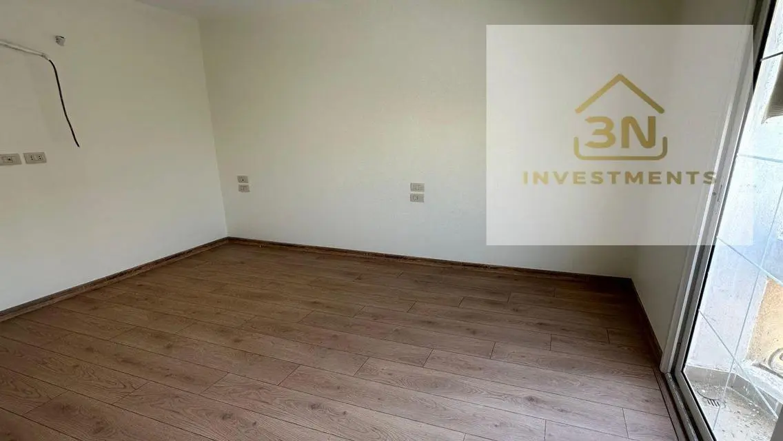 Luxury Apartment with Central Air Conditioning and Shared Pool