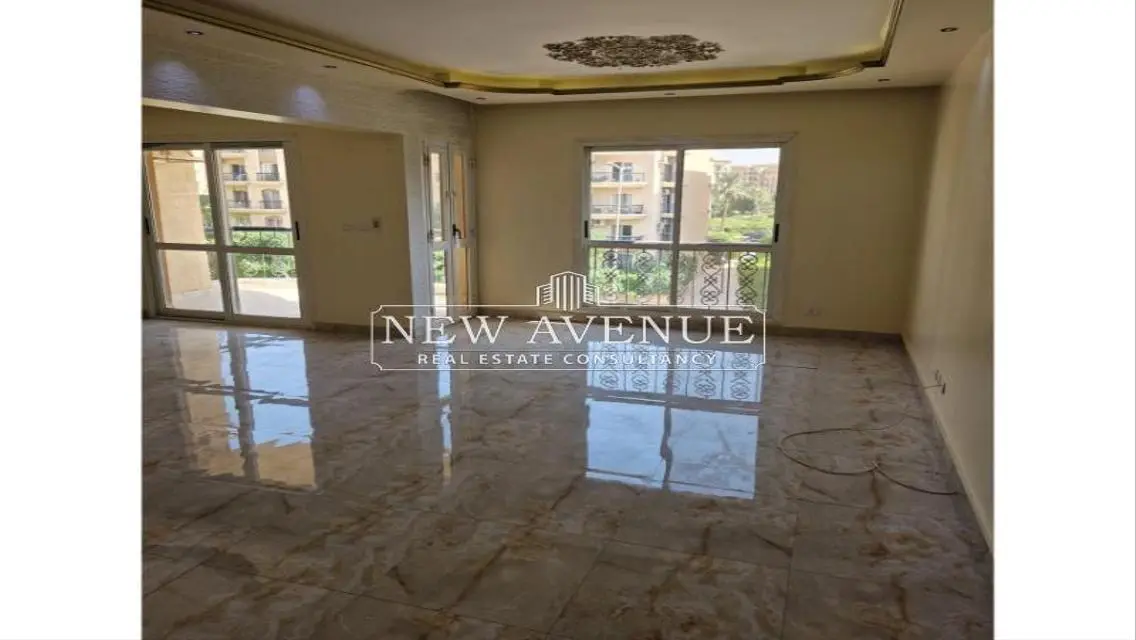 Luxury Apartment with Spacious Balcony