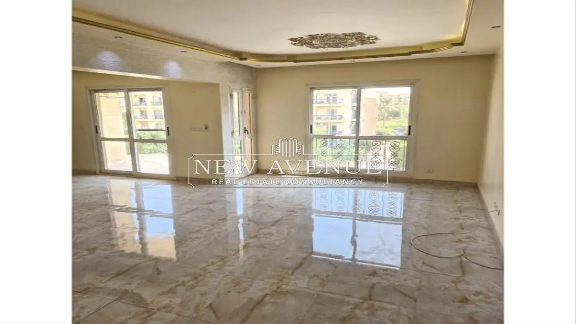 Luxury Apartment with Spacious Balcony