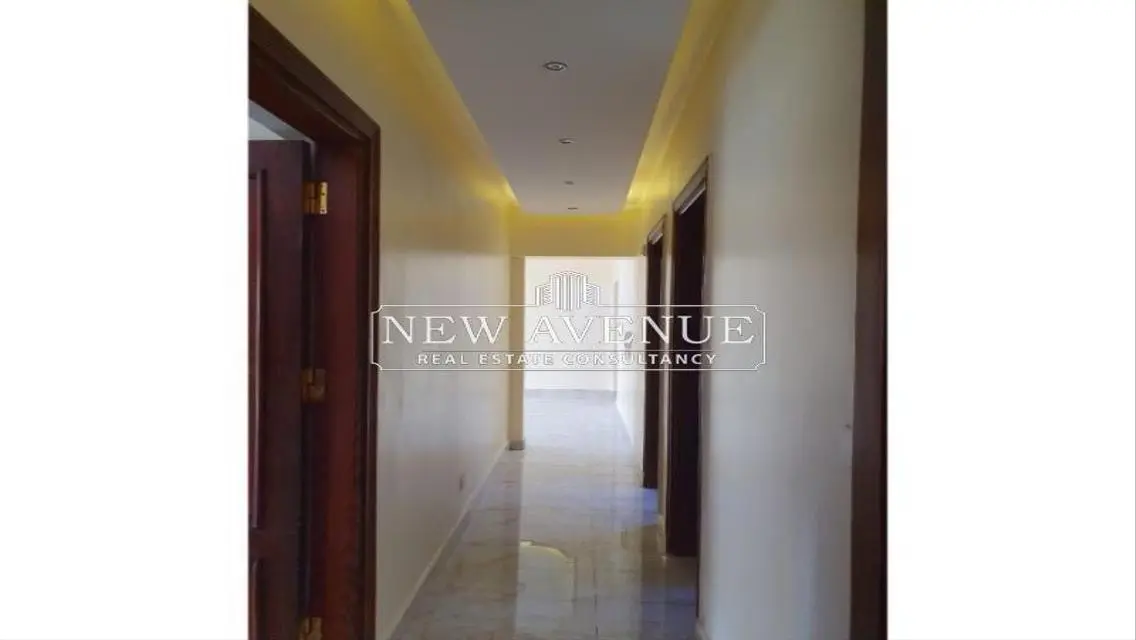 Luxury Apartment with Spacious Balcony