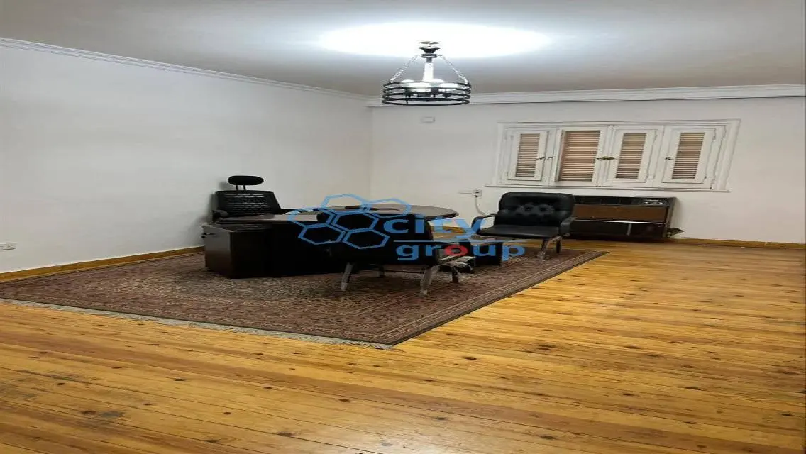 Exceptional Property of 300 sqm in the City