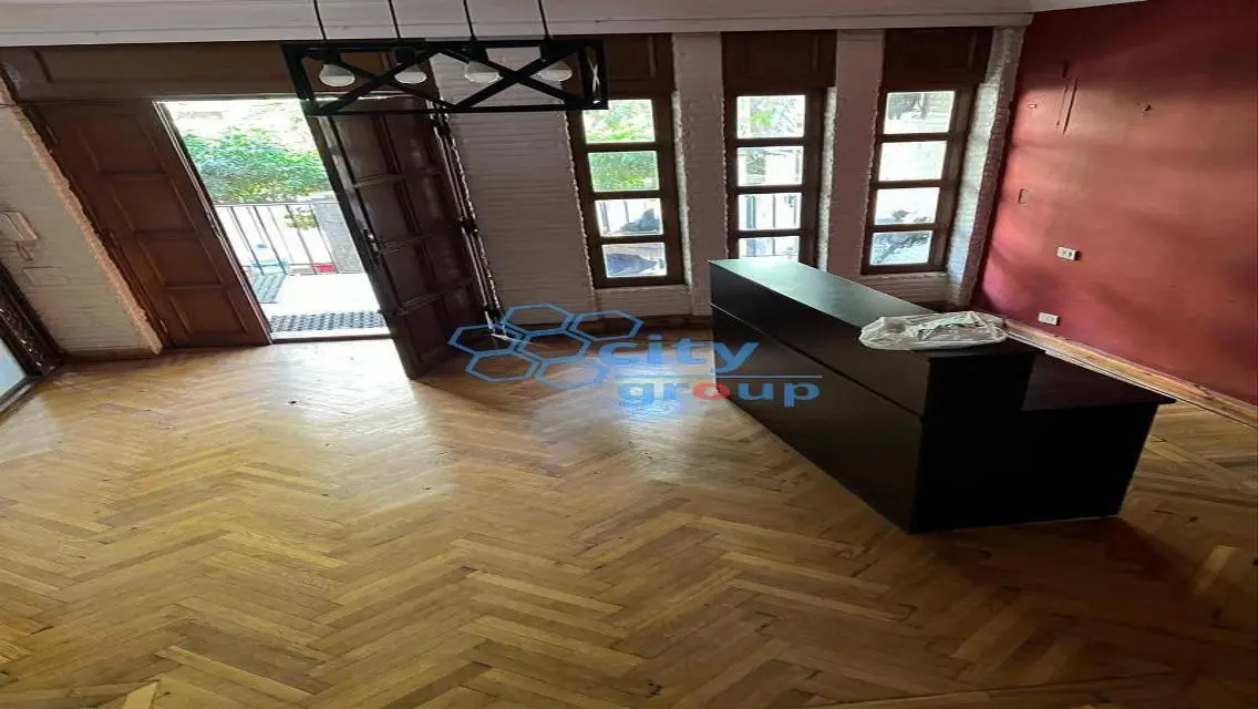 Exceptional Property of 300 sqm in the City
