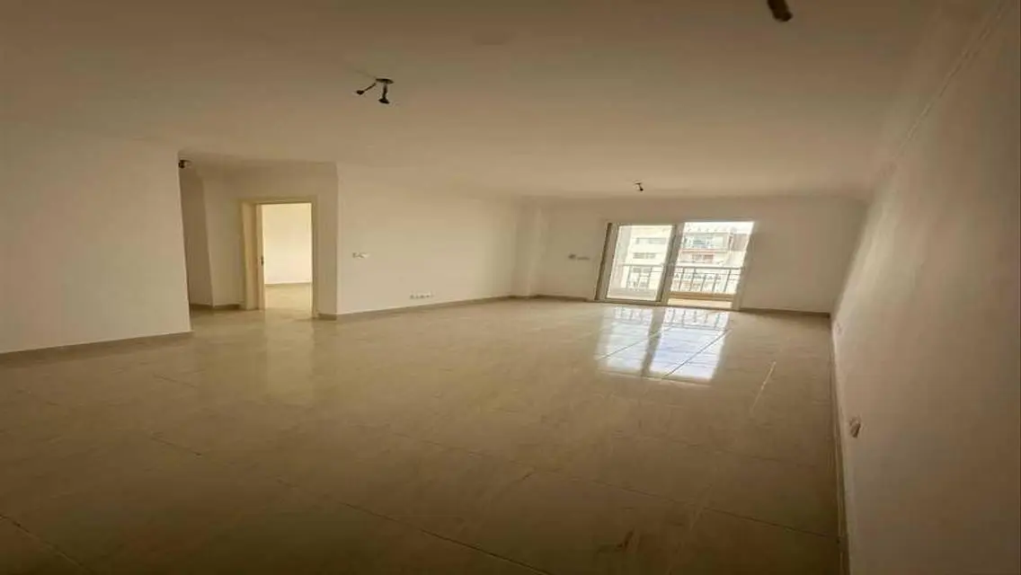 Stunning 600 sqm Apartment for Sale in an Exceptional Area