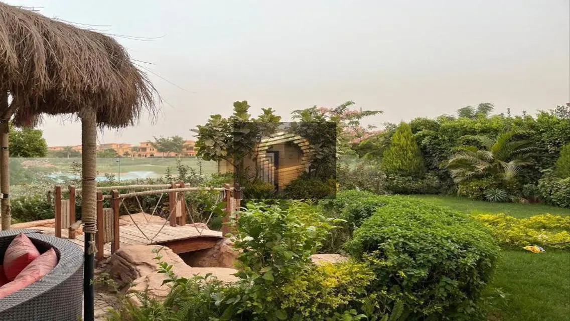 Luxury Villa for Sale with Ample Space at Attractive Price