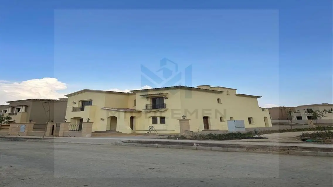 Luxury Mansion for Sale Overlooking Lakes