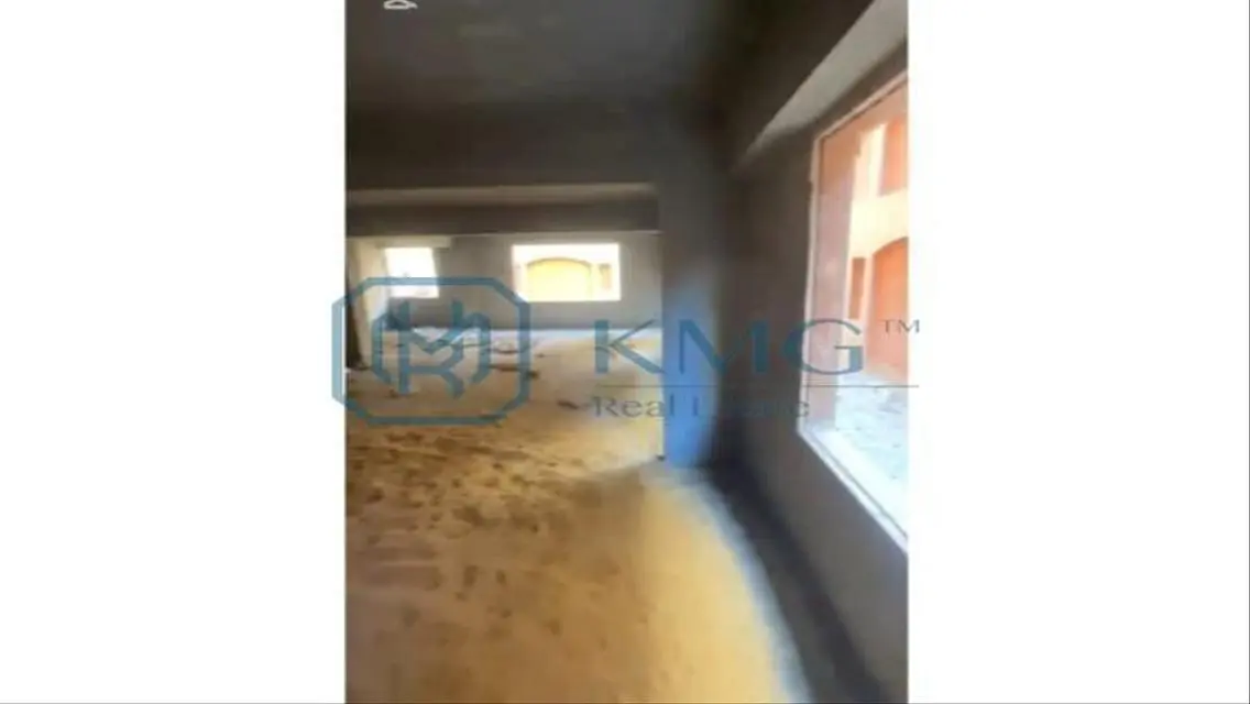 شقة فاخرة بمساحة 370 متر للبيع