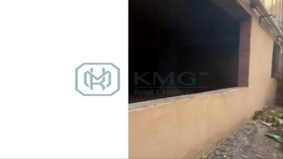 شقة فاخرة بمساحة 370 متر للبيع
