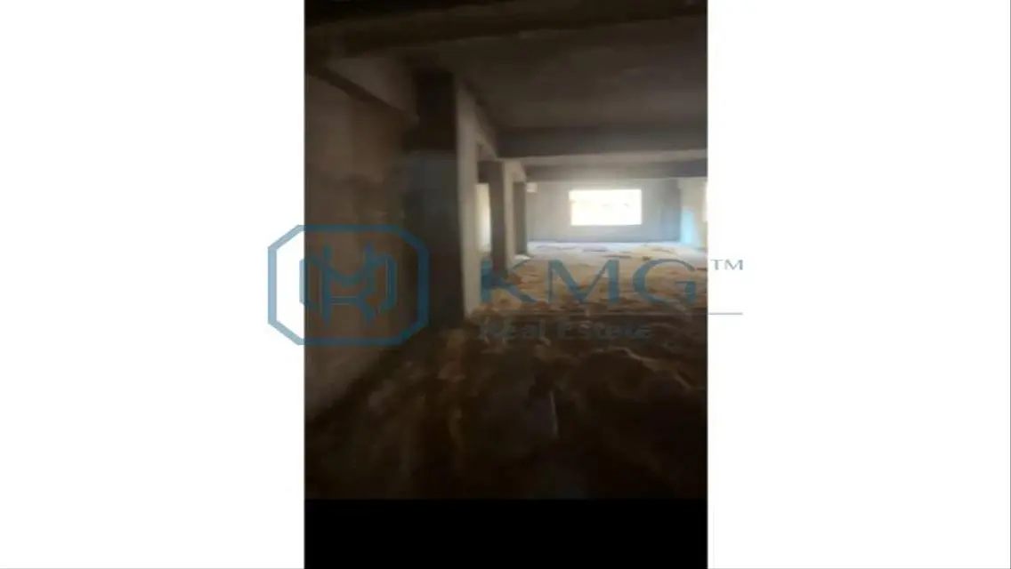 شقة فاخرة بمساحة 370 متر للبيع