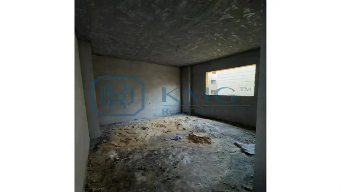 Luxurious 150 m² Apartment with Spacious Living Area