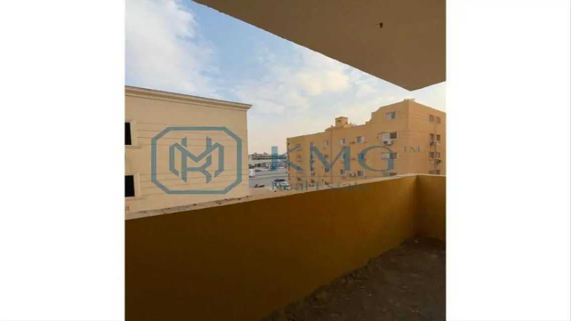 Luxurious 150 m² Apartment with Spacious Living Area