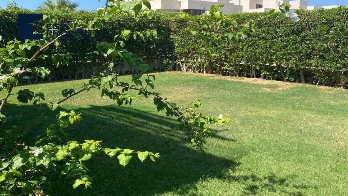 شقة فاخرة تطل على البحر في تل العمار