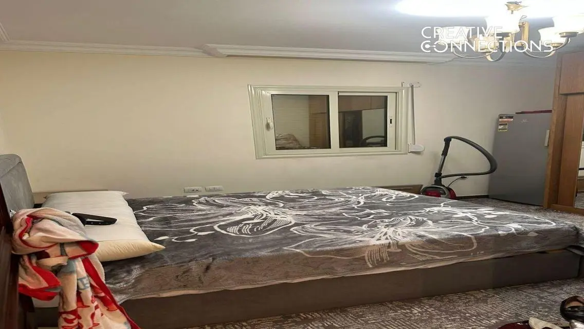 شقة رائعة للبيع بمساحة واسعة