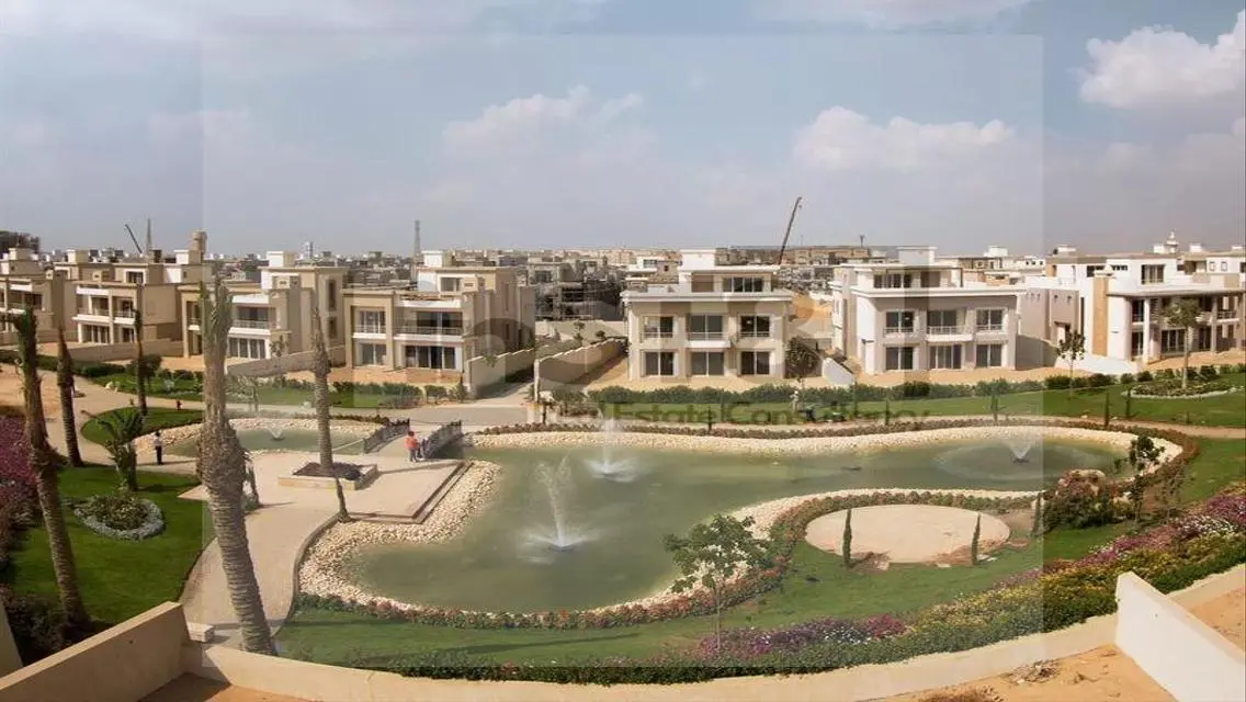 شقة فاخرة مع جميع المرافق في موقع متميز